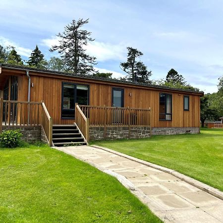 Skyline Lodge Loch Lomond Castle Lodges Баллок Экстерьер фото